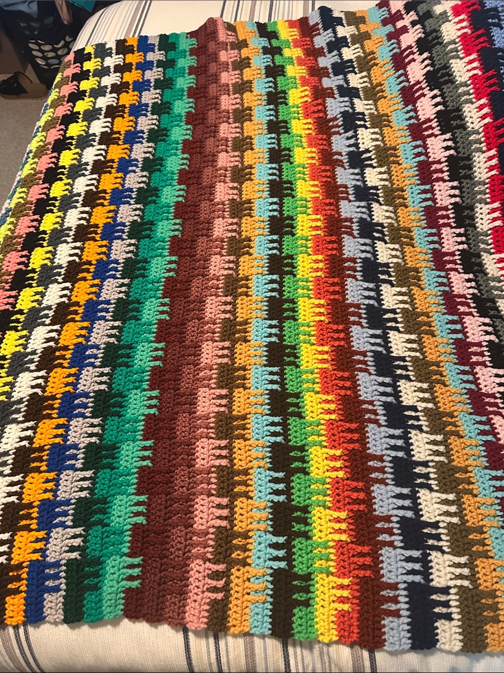 Vintage Handmade Multicolor Crochet Throw Blanket - Vibrant Stripe Design